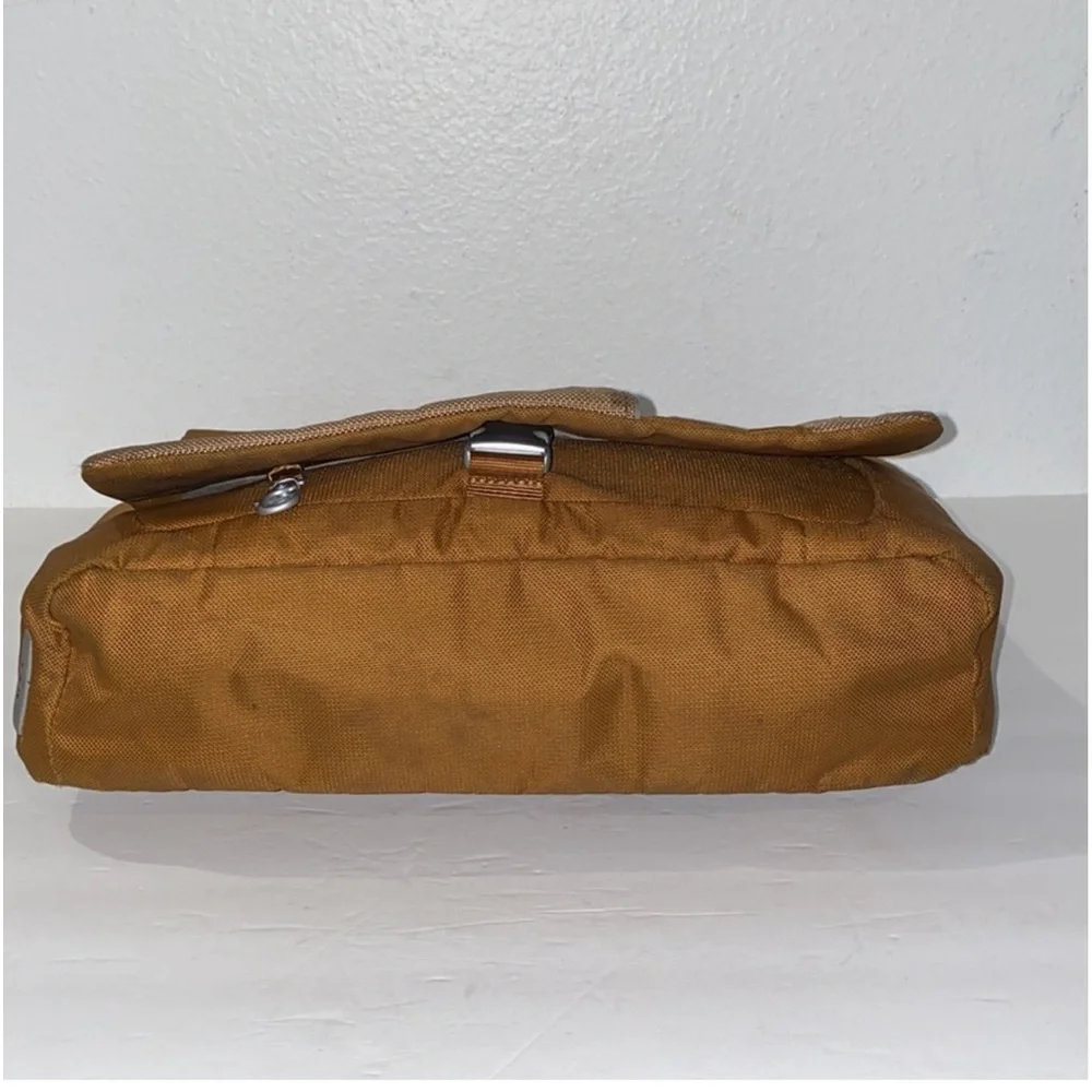 authentic T-Tech by Tumi signature messenger bag